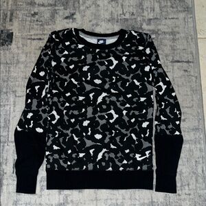 Nike Black and Gray Crewneck Sweater with Modern Design